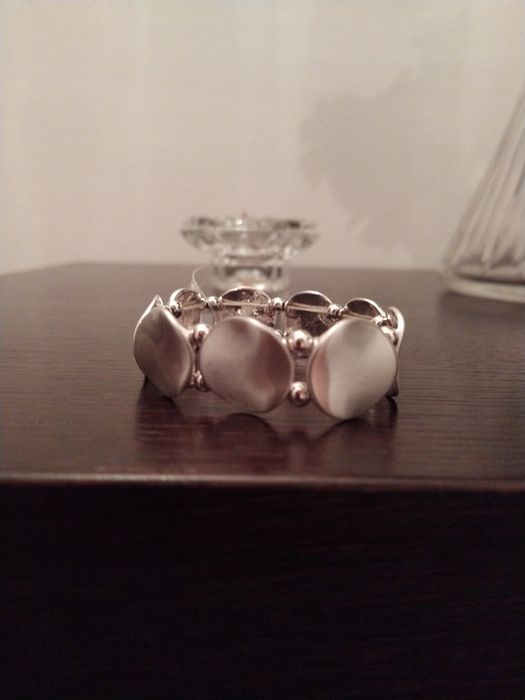 Pulseira prateada, elegante e original - Parfois - Nova!