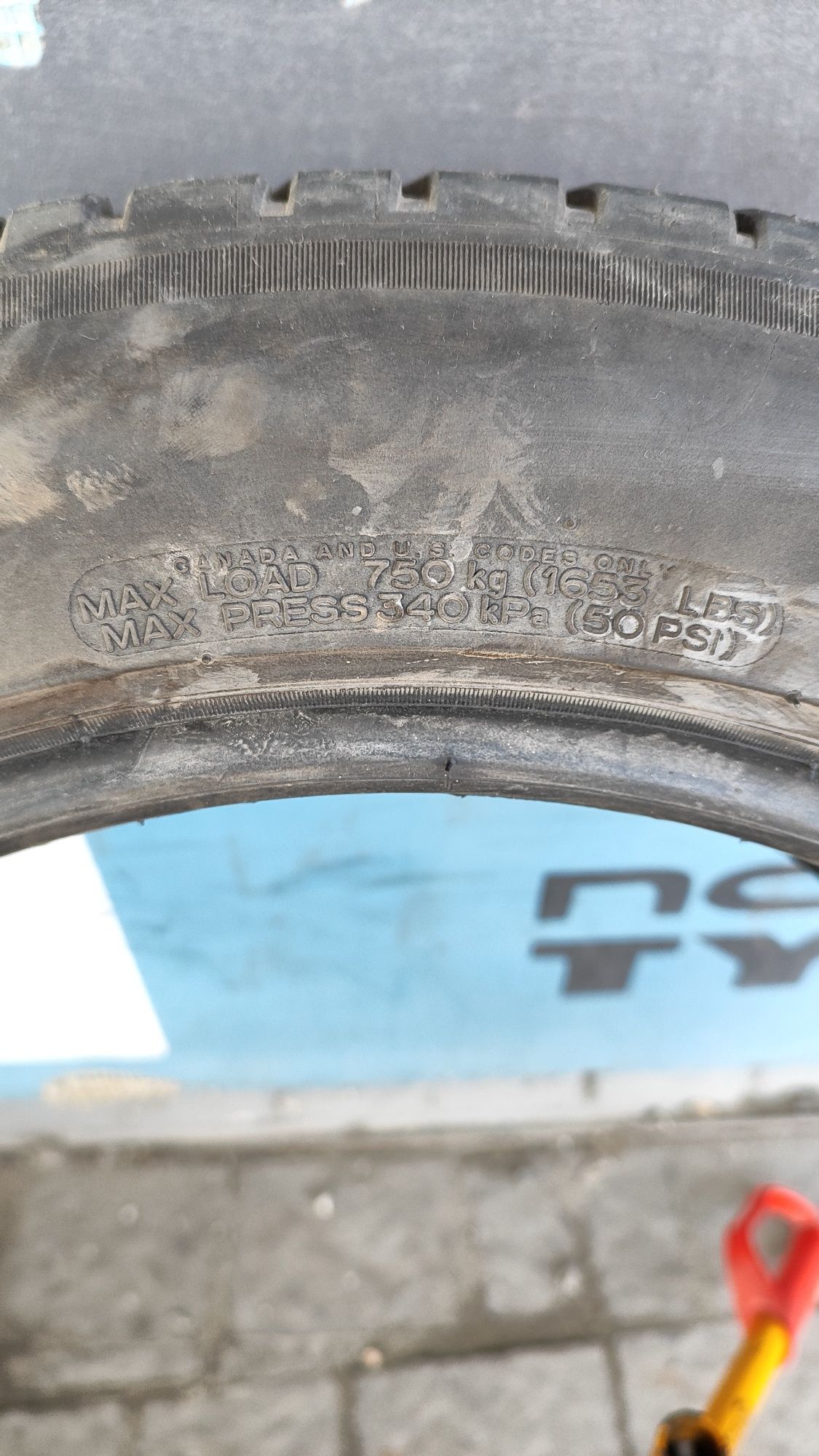 Шина Michelin одна, літня 215/55 R17