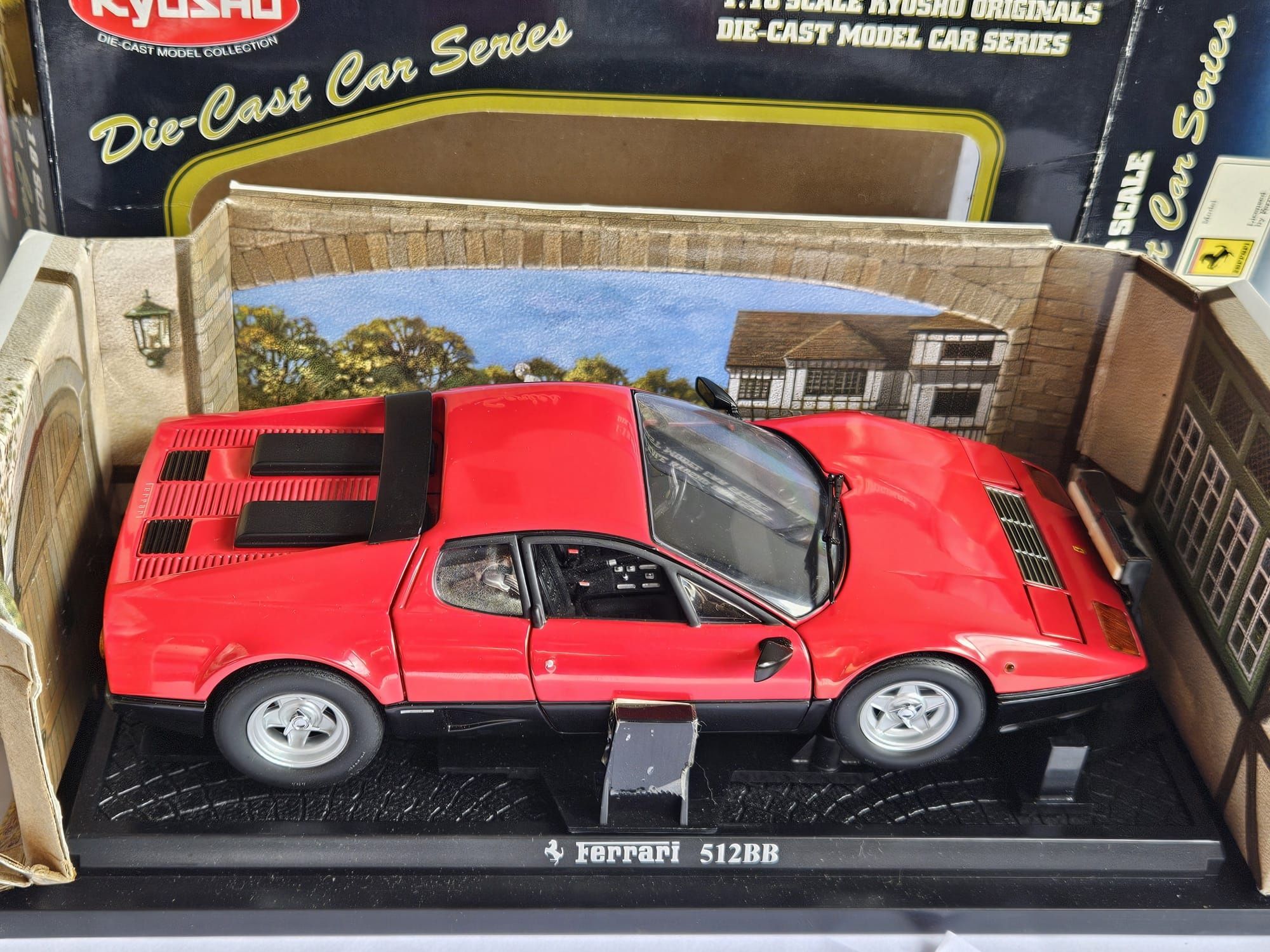 Ferrari 512BB carro de colecção