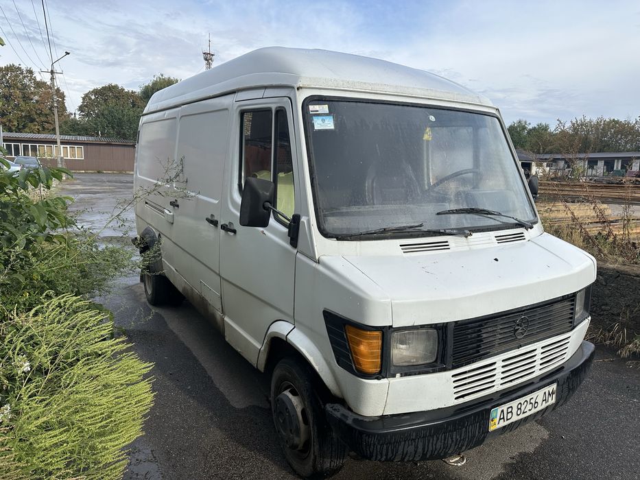 Продам Мерседес 409