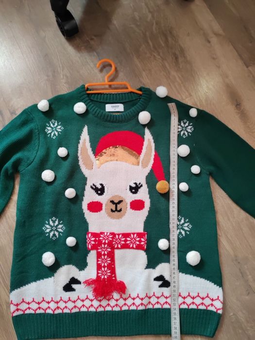 Sweterek w alpaki