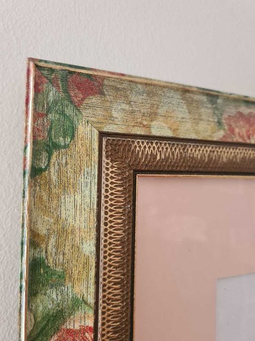 Arte de parede em ponto cruz acabada e emoldurada - Senhora com cavalo