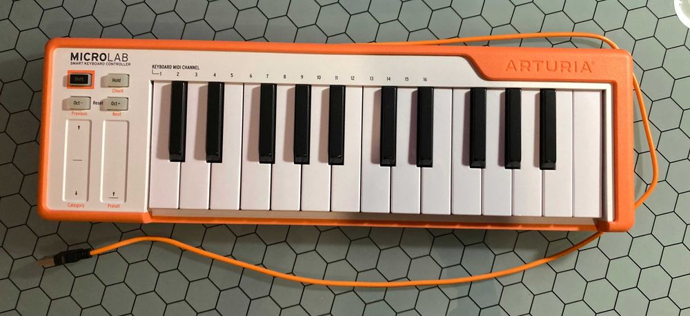 Teclado controlador MIDI Arturia microlab 1ªger