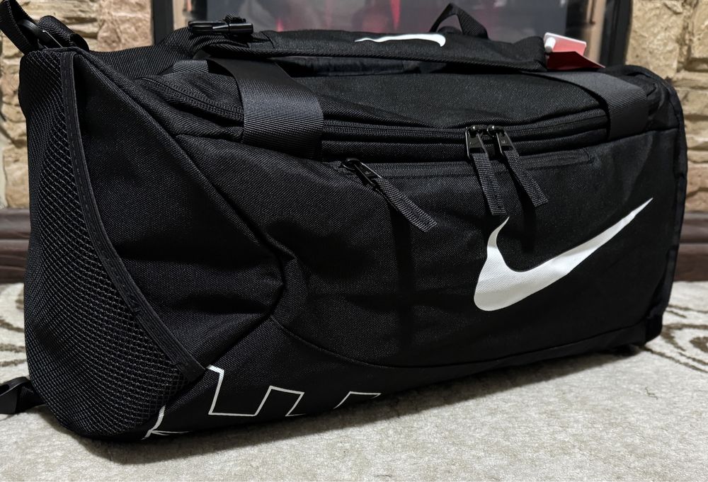 Спортивна сумка-рюкзак Nike