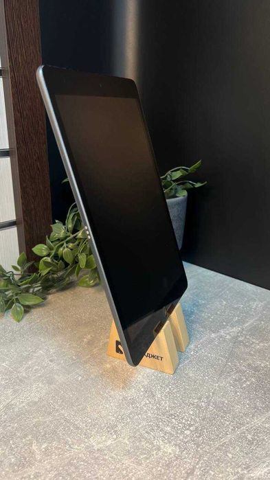 iPad 8th 128GB Space Gray LTE | стан 4,7/5 | Гарантія | Магазин