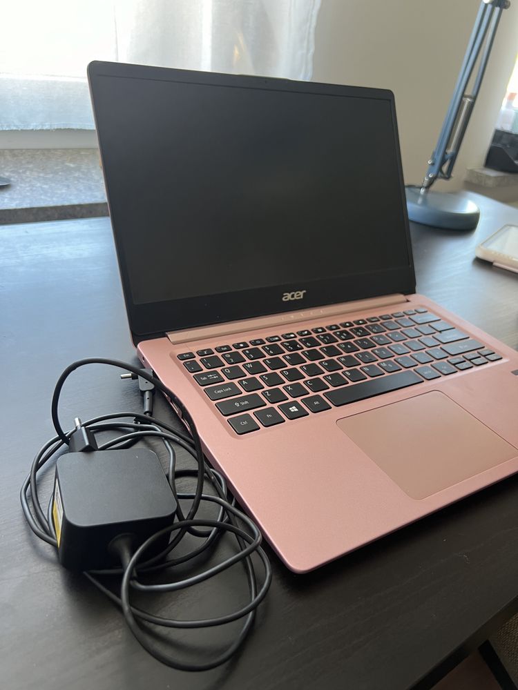 Laptop Acer Swift 1 różowy