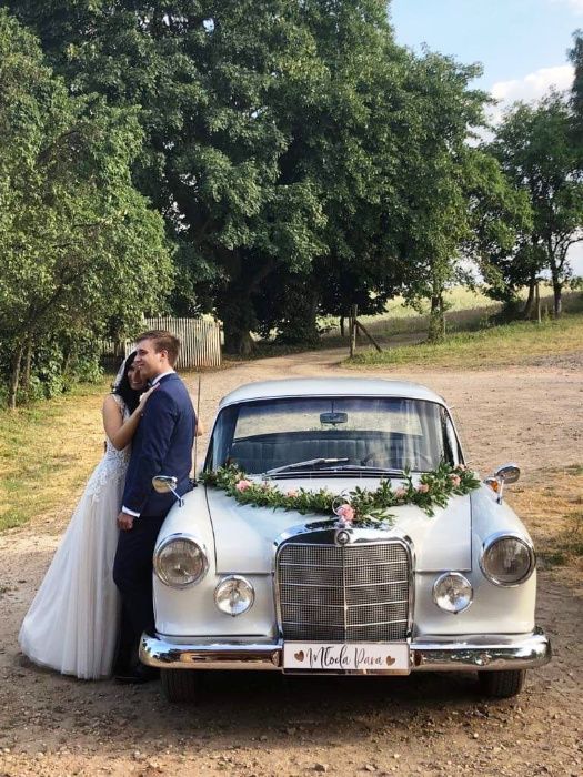 Na wynajem piękny Mercedes Skrzydlak klasyk zabytkowe auto do ślubu