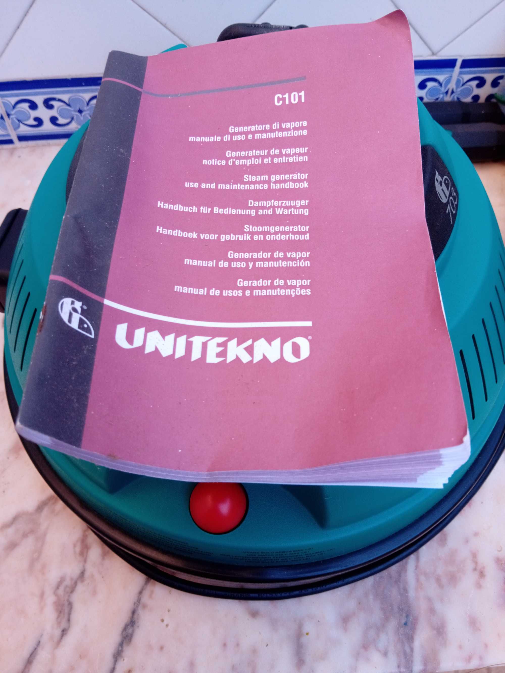 Maquina Limpeza a Vapor  Unitekno 703