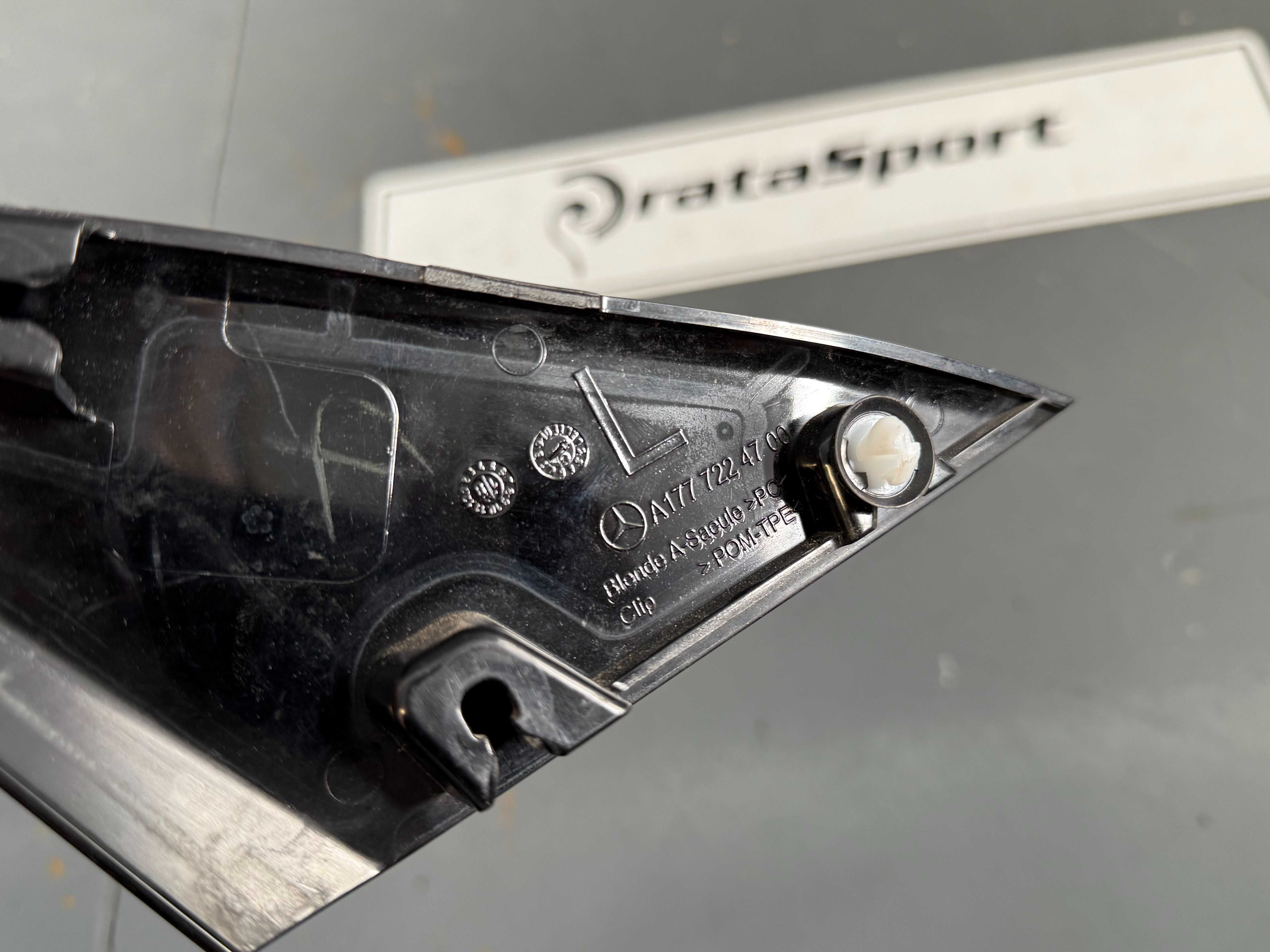 Friso da Porta Retrovisor Mercedes Classe A W177