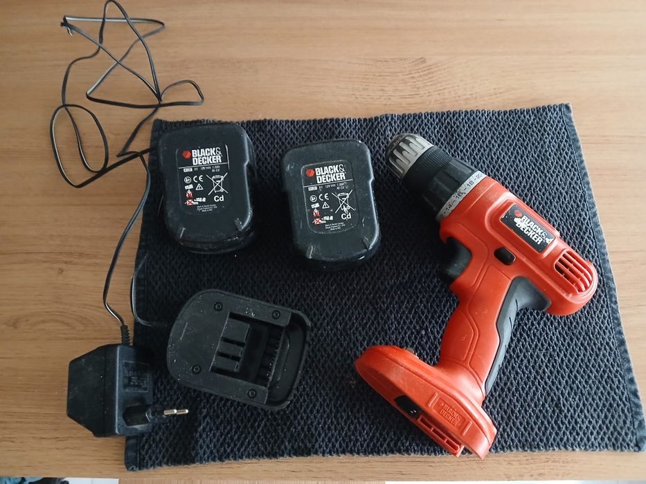 berbequim black decker com 2 baterias
