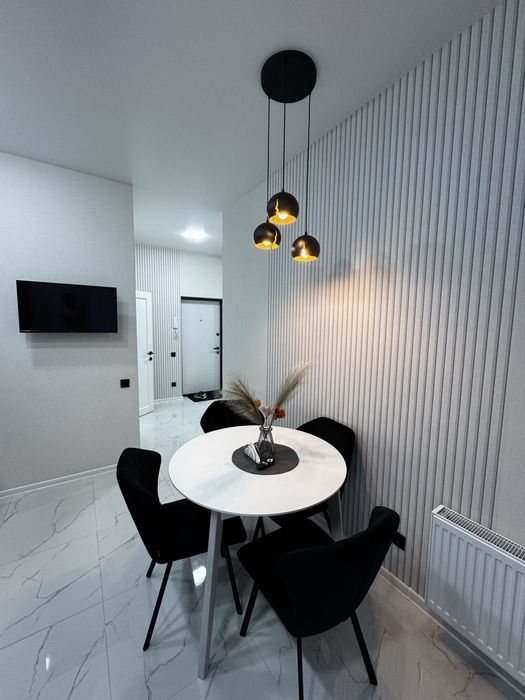 Подобова оренда квартри в ЖК Huge Пасічна/Зелена/Пимоненка