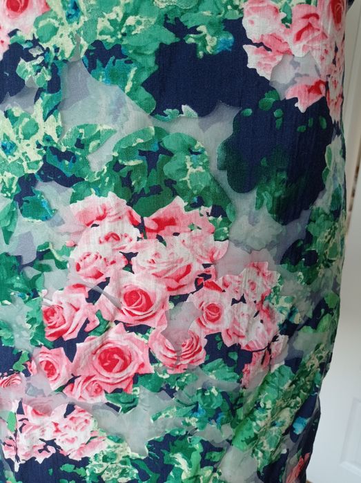 Piękna, romantyczna sukienka R.40 wiskoza, stan bdb