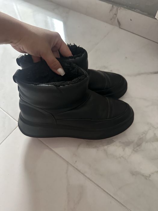 Шкіряні угги з натуральної шкіри та хутром