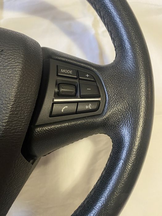 Продам руль. BMW X5 F15