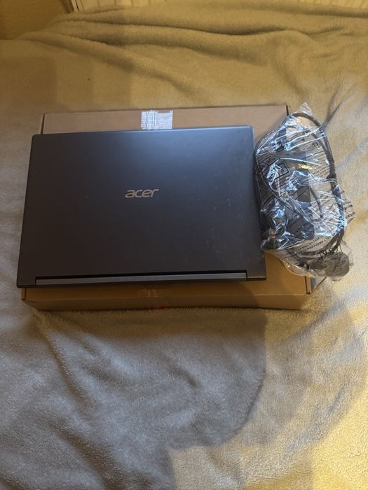 Ноутбук Acer Aspire 7