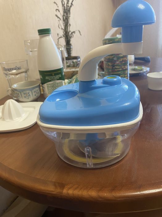 Продам ручний міксер (подрібнювач)