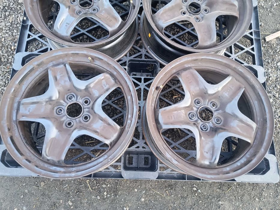 Felgi stalowe strukturalne Opel 17'' 5x105 + kołpaki