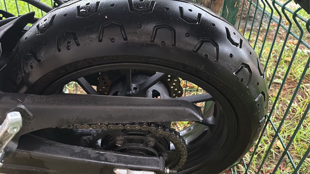 Yamaha xsr700 bem estimada