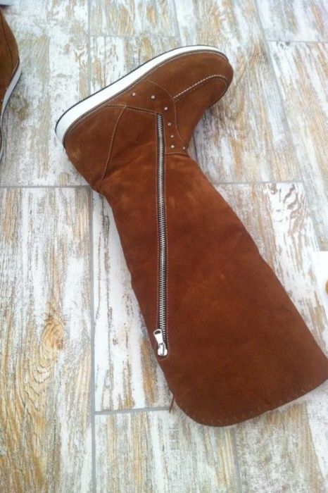 Высокие зимние сапоги угги из натуральной замши и натурального меха 40