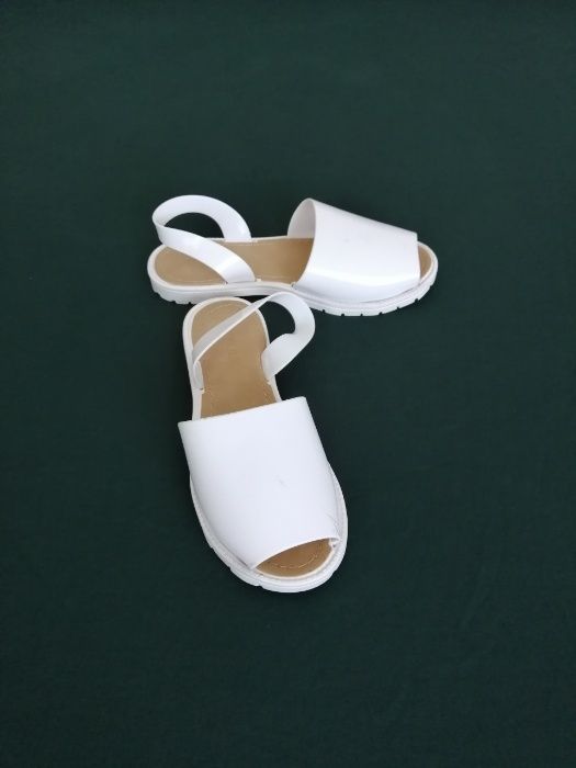 Босоножки сандали сандалии женские пляжные в отличном состоянии