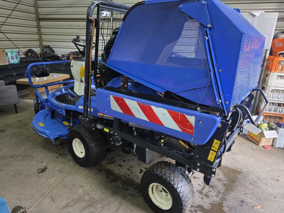 Traktorek Kosiarka Iseki SFH240 4x4 Diesel Górny Wysyp