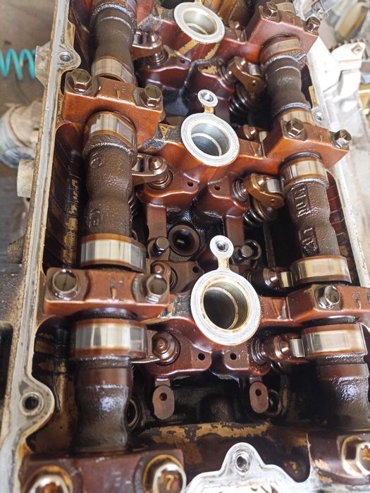 Głowica wałek rozrządu Hyundai Terracan KIA Sorento I 3.5 V6