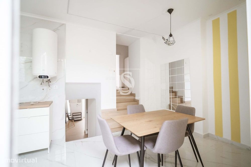 Moradia T2 Remodelada em Almoster - Santarém