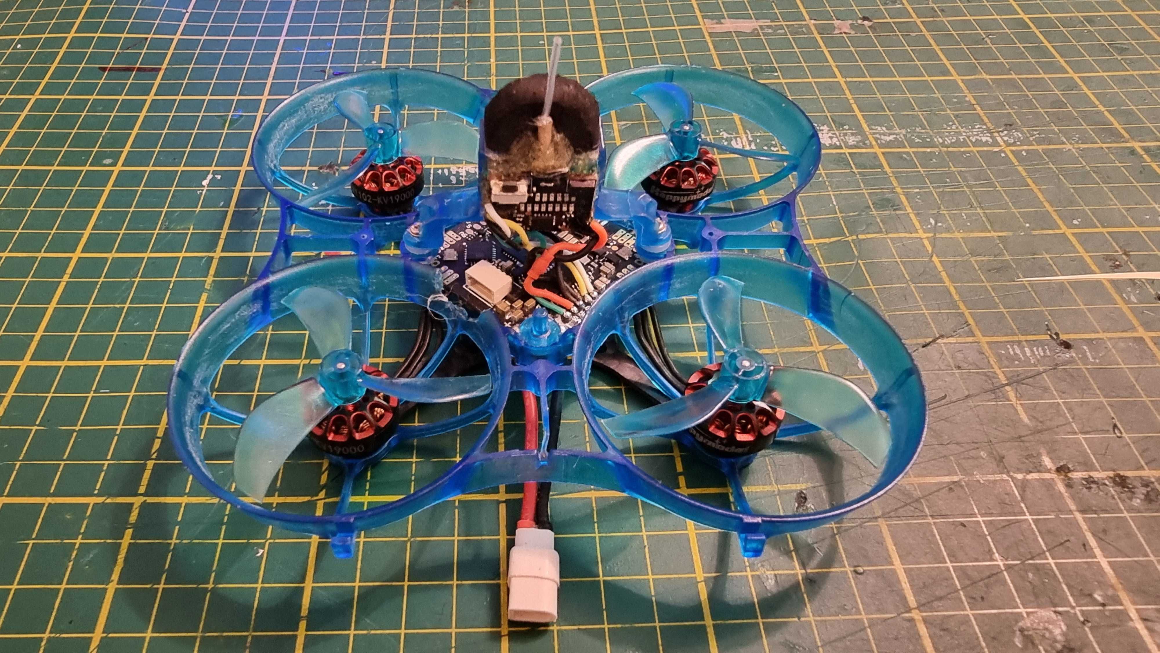 Tinywhoop 1s NBD Cockroach Dron FPV