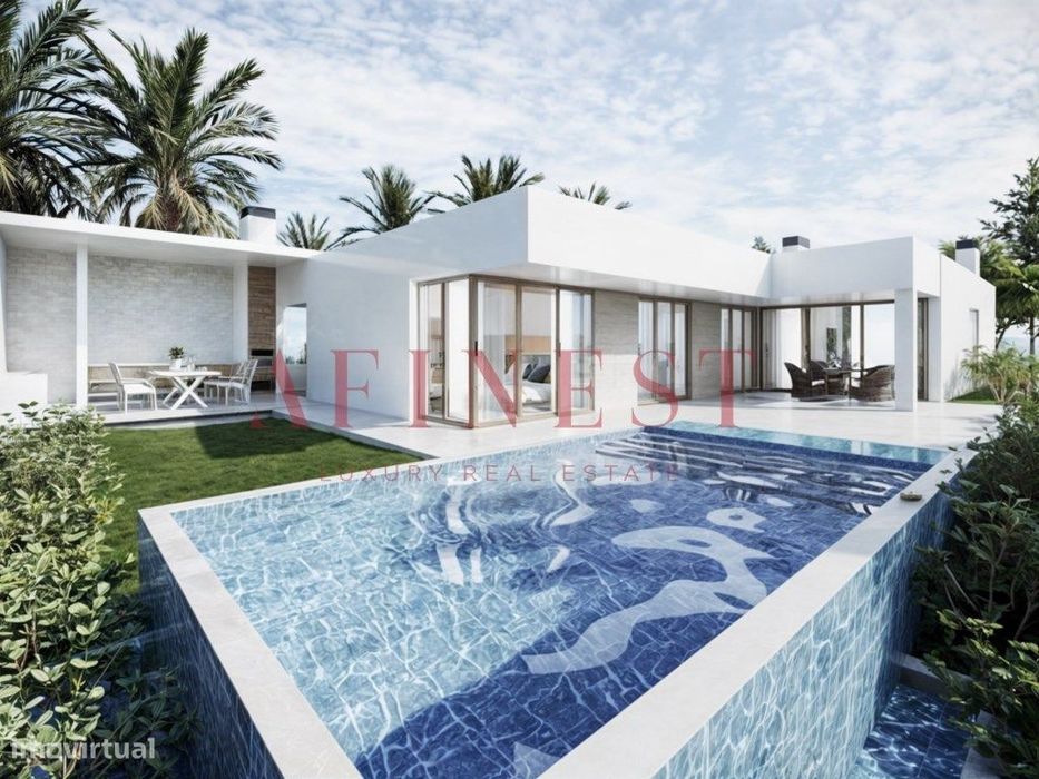 Moradia Isolada T3 em Construção com Piscina em Sesimbra