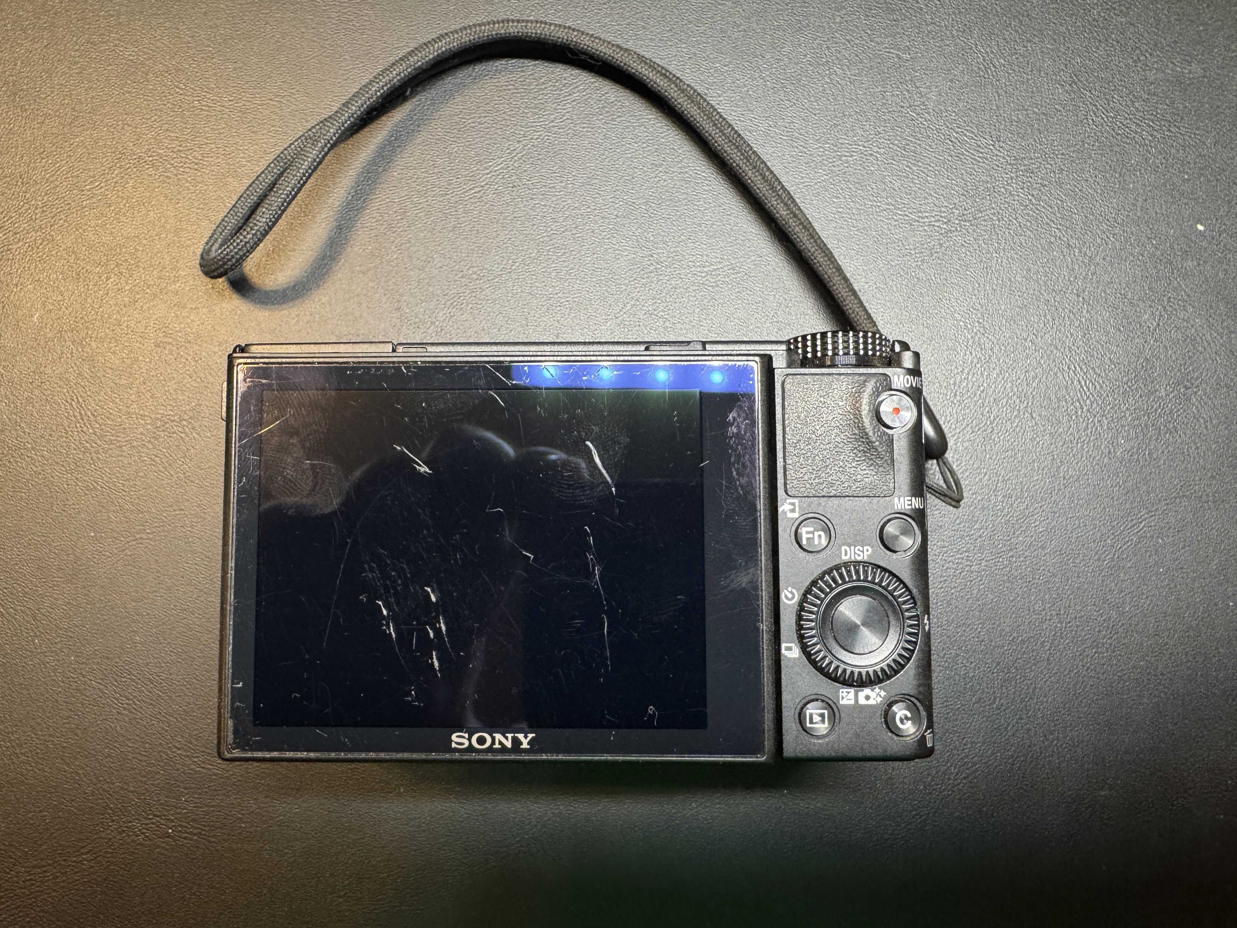 Aparat Sony RX100 IV + pokrowiec