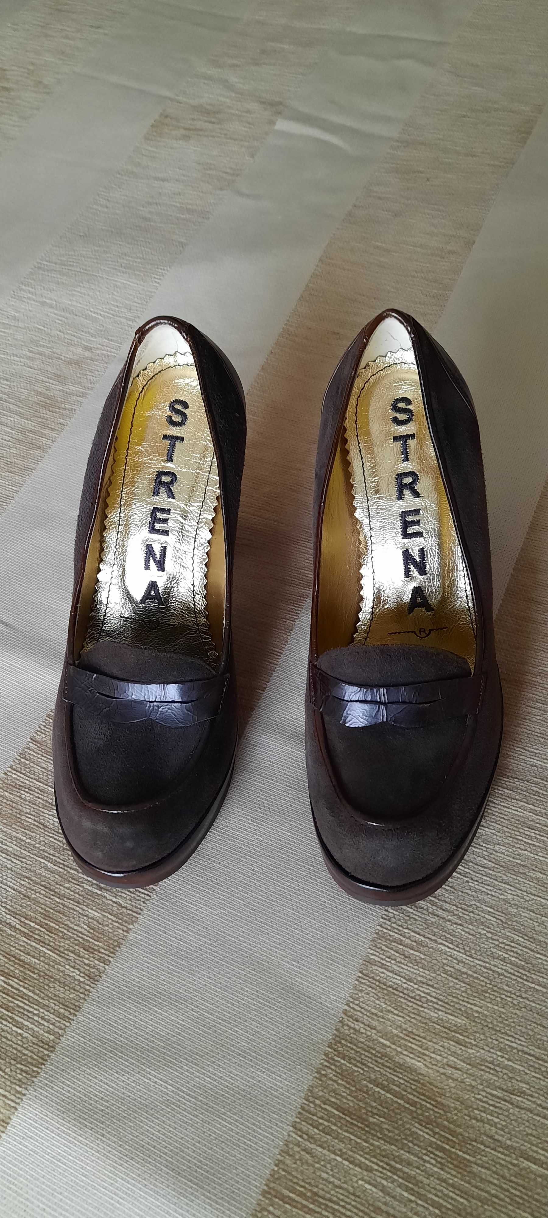 Sapatos Strena 35