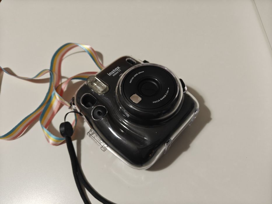 Instax 11 Mini (como nova) + caixa protectora