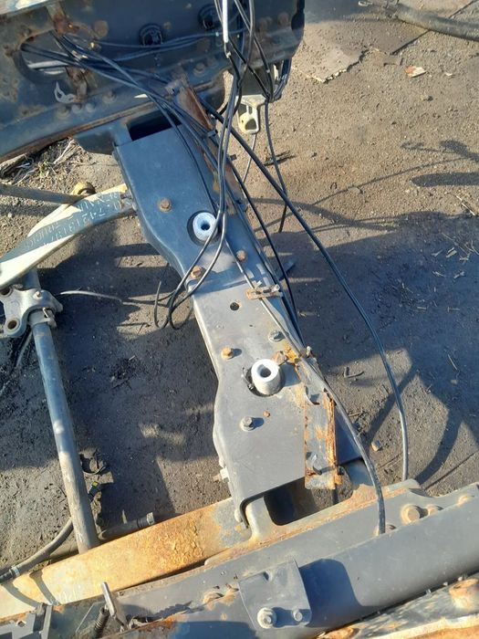 RENAULT PREMIUM GAMA T BELKA POD SILNIK -RESOR PRZOD