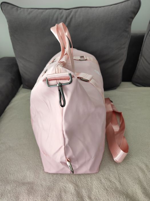 Piękna Torba Sportowa Treningowa Różowa Podróżna Pojemna