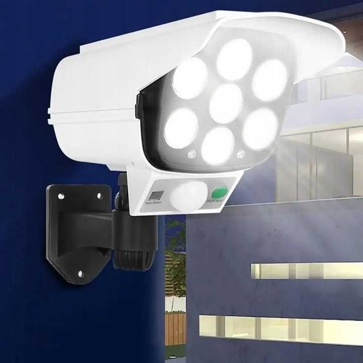 Atrapa kamery z lampą solarną LED, czujnikiem ruchu i pilotem