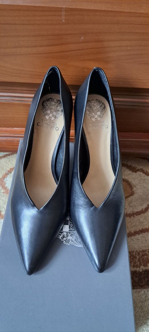 Buty na obcasie 39
