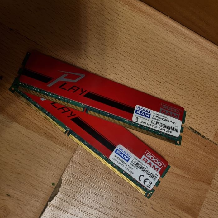 8x2 GB RAM 1600MHz ddr3 goodram
