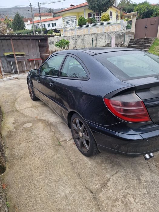 Vendo mercedez c220 coupe