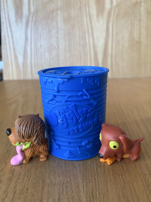 Ugglys pet shop (caixa + 2 bonecos)