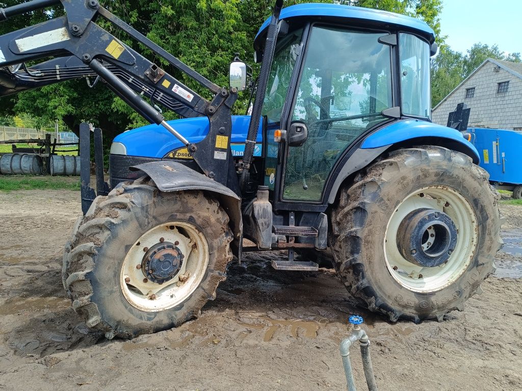 New Holland TD80D plus