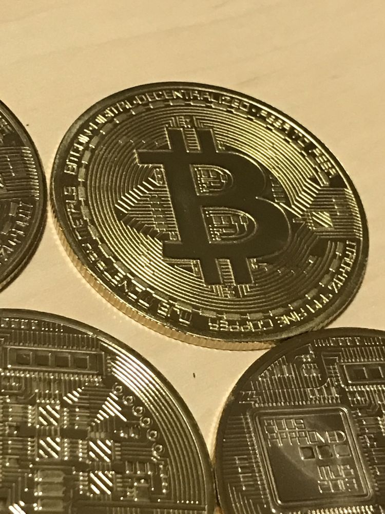 Монети BITCOIN монеты БИТКОИН новые (без пластиковых капсул)