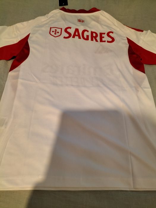 Camisola de futebol do SLB