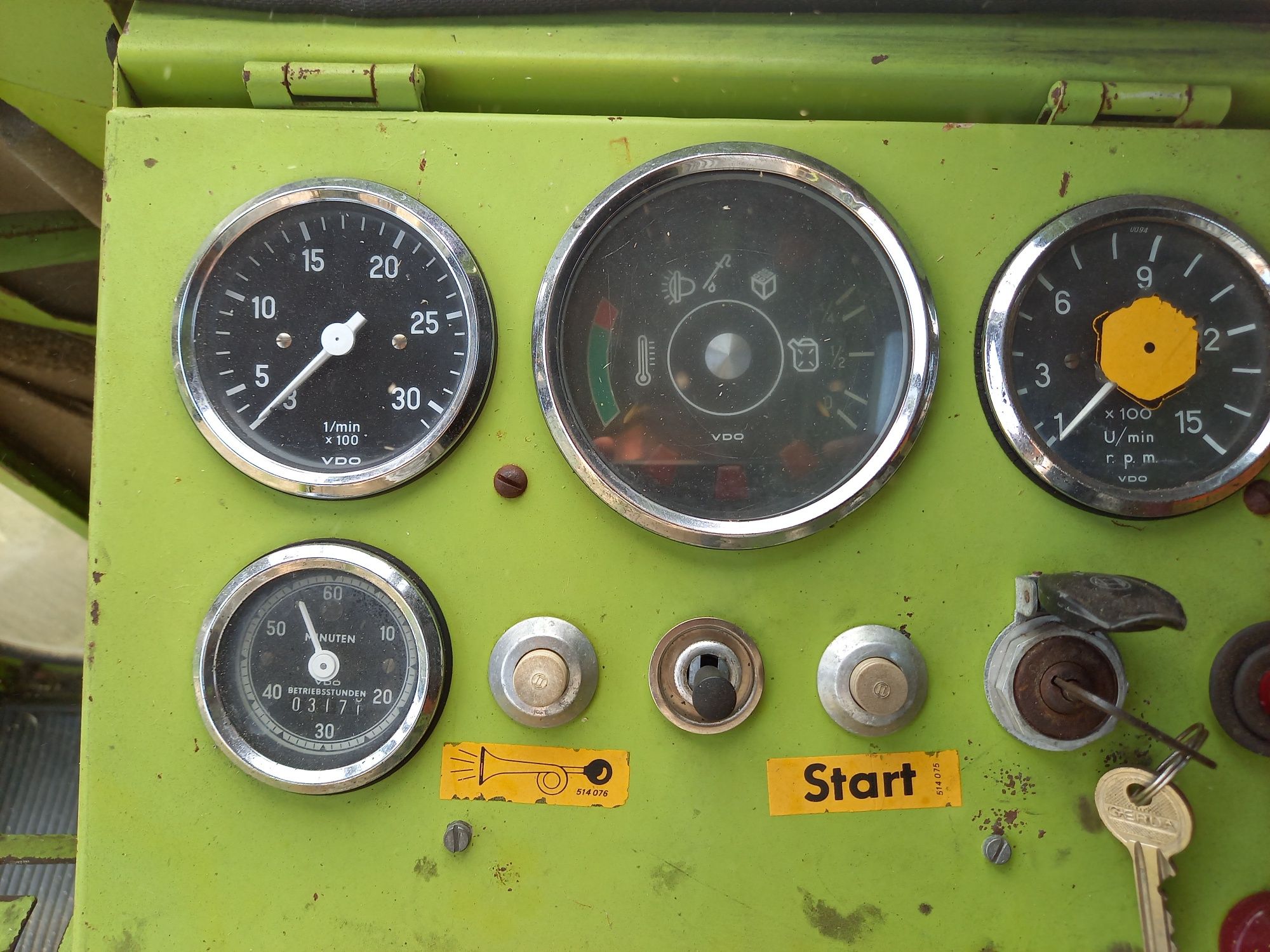Claas Dominator 80
