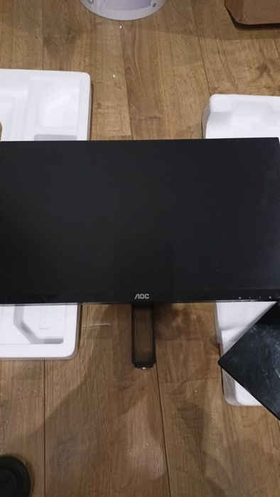 Monitor. Uszkodzona matryca.