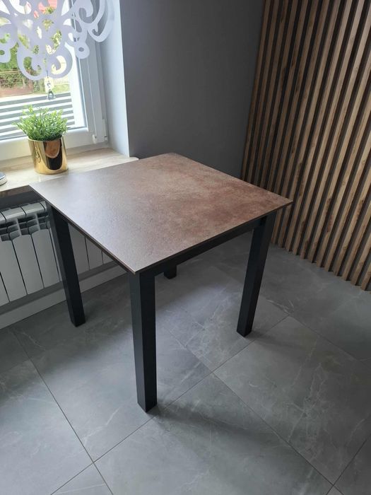 Sprzedam stół 75x75