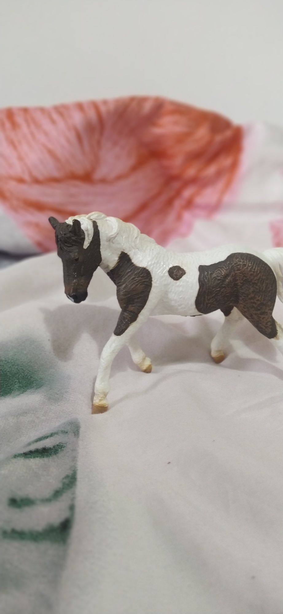 Figurka Konika Schleich Curly Mare