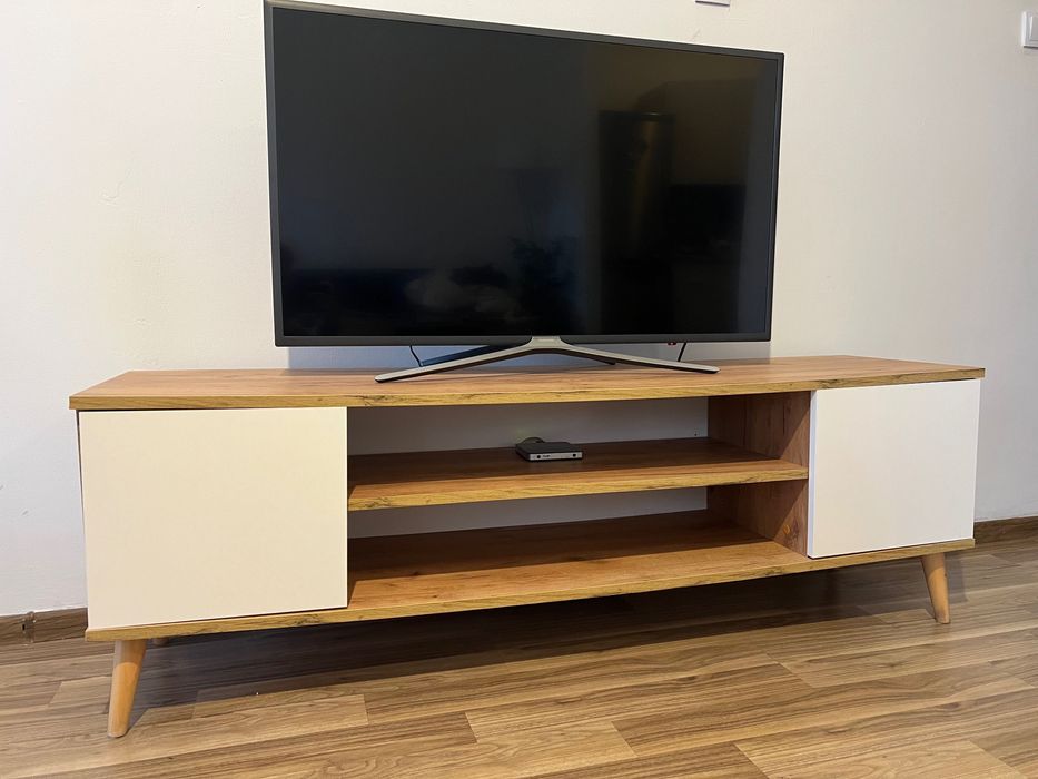 Szafka RTV dąb-biały