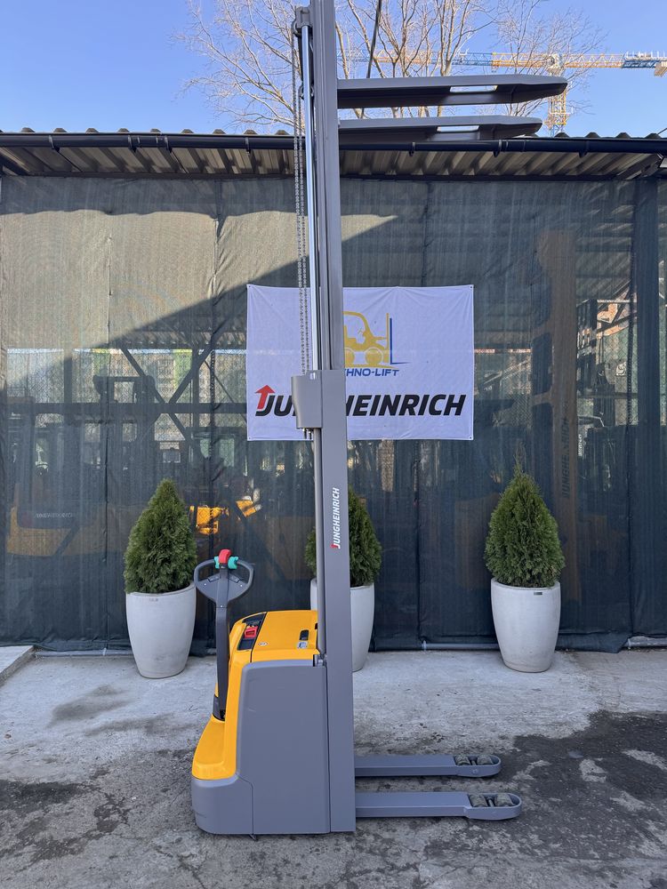 Електро штабелер Jungheinrich EJC 214 Liion 2019