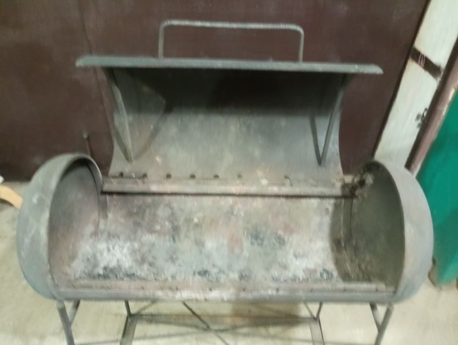 Мангал - барбекю,коптильня