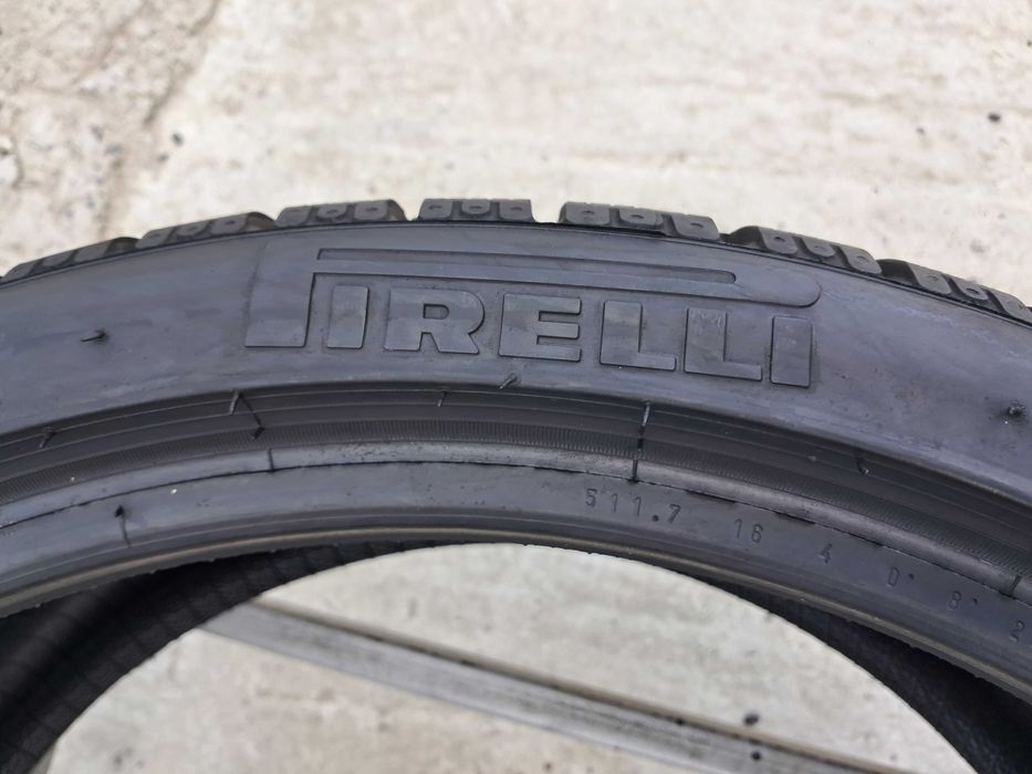 Резина зима 90% Pirelli 245/35 295/30 R20 Sottozero Winter 240 serieII